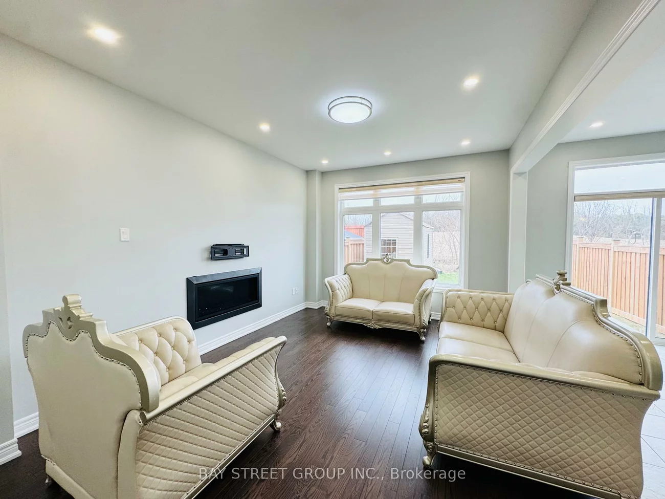 363, SILK TWIST, Holland Landing, East Gwillimbury