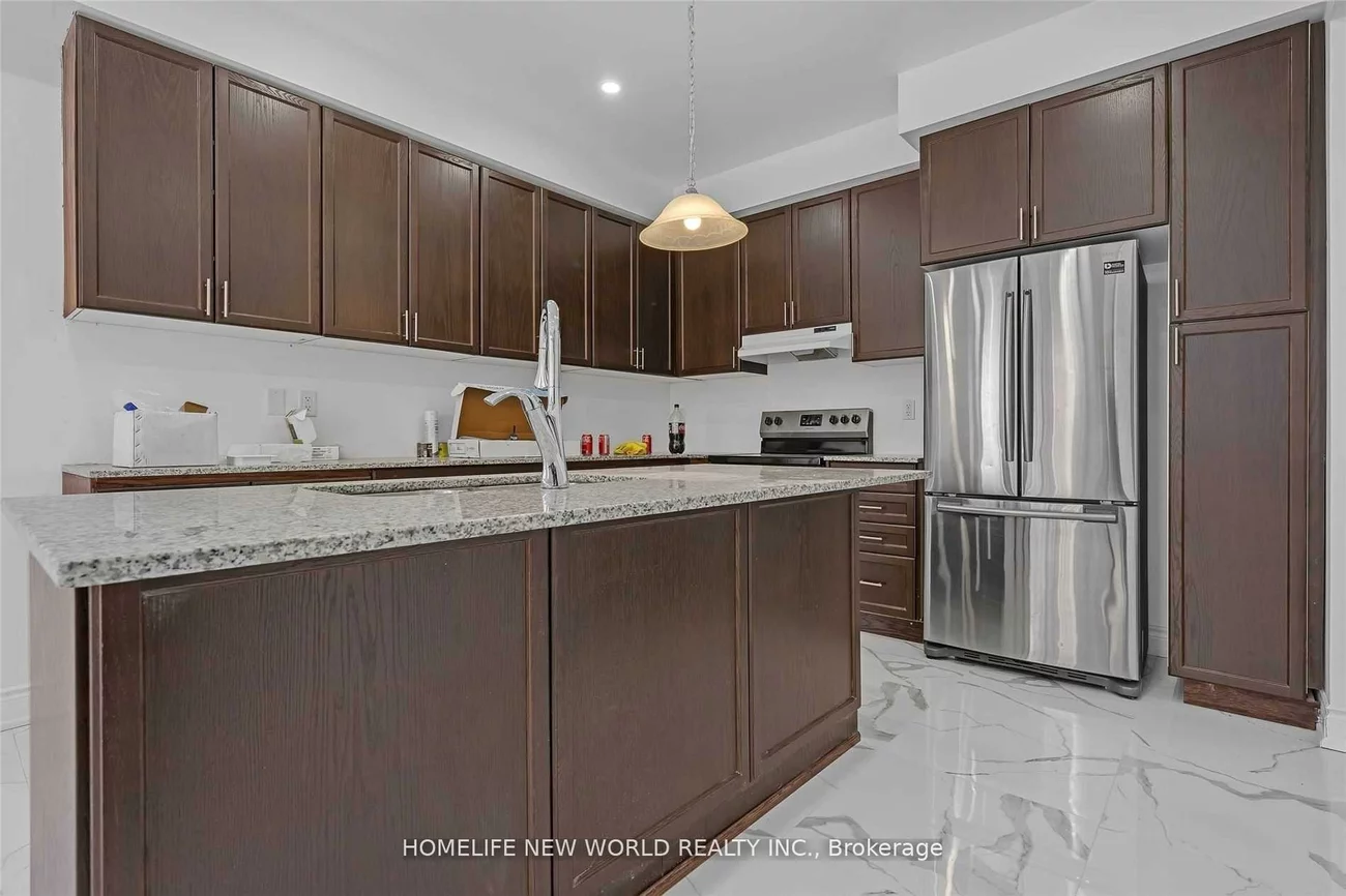 44, Pear Blossom, Holland Landing, East Gwillimbury