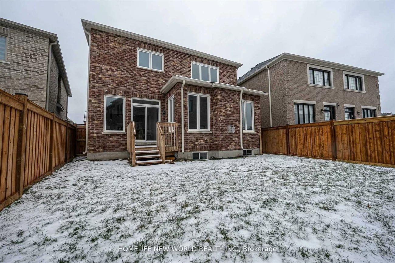44, Pear Blossom, Holland Landing, East Gwillimbury