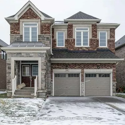 44, Pear Blossom, Holland Landing, East Gwillimbury