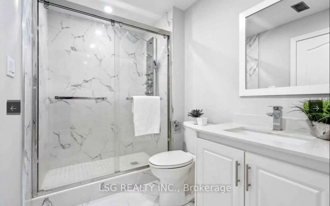 19, Tesla, Holland Landing, East Gwillimbury