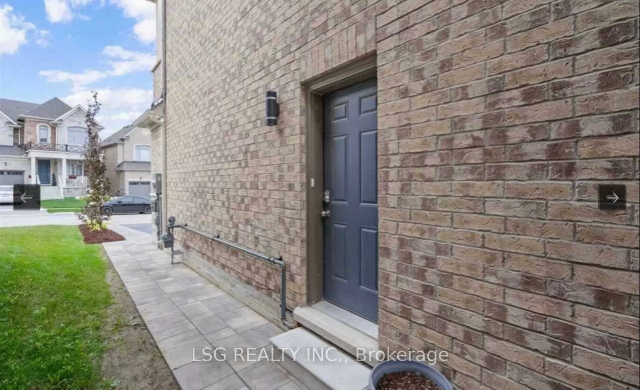 19, Tesla, Holland Landing, East Gwillimbury