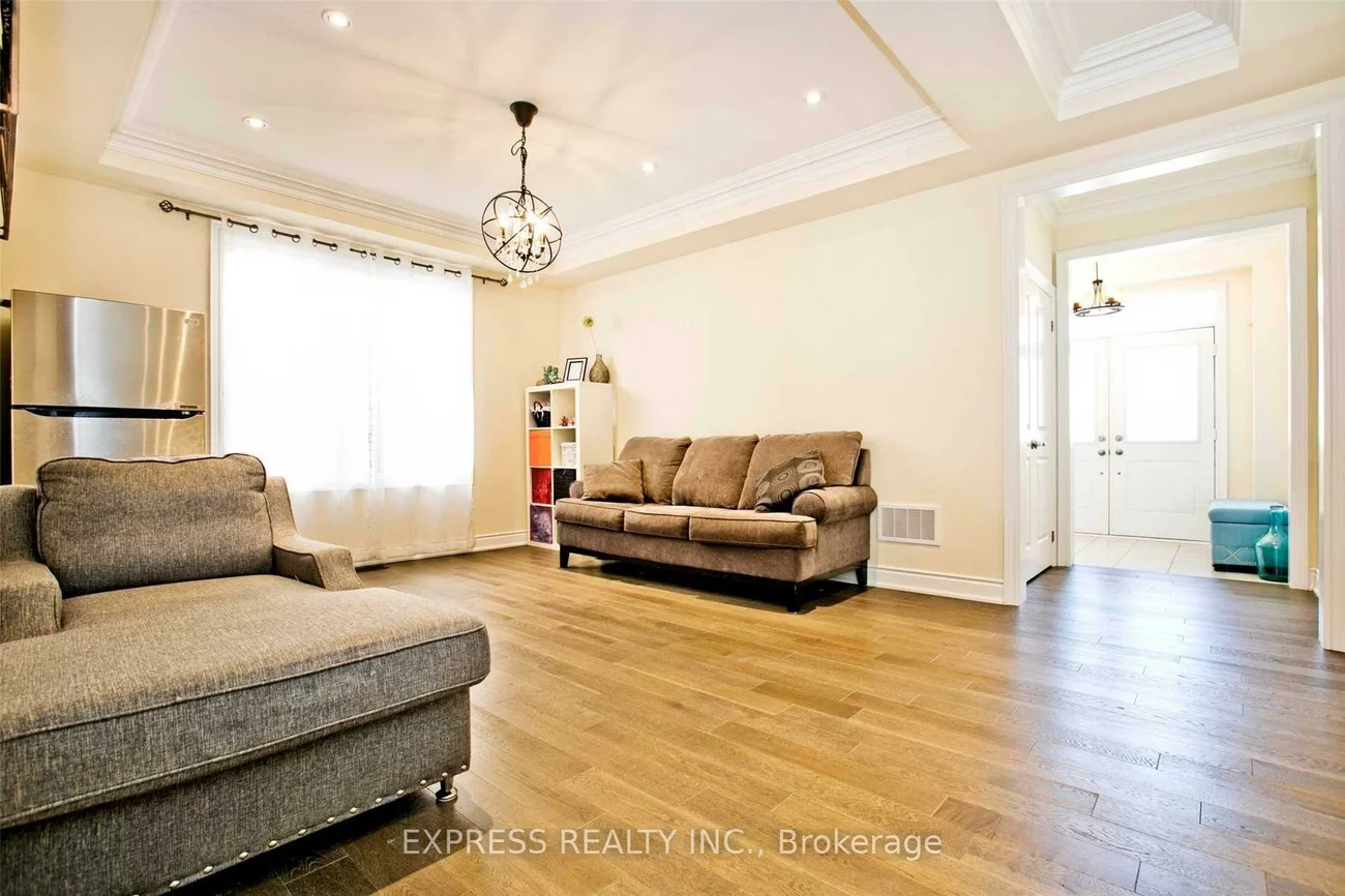 37, Blazing Star, Queensville, East Gwillimbury
