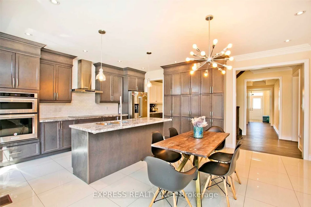 37, Blazing Star, Queensville, East Gwillimbury