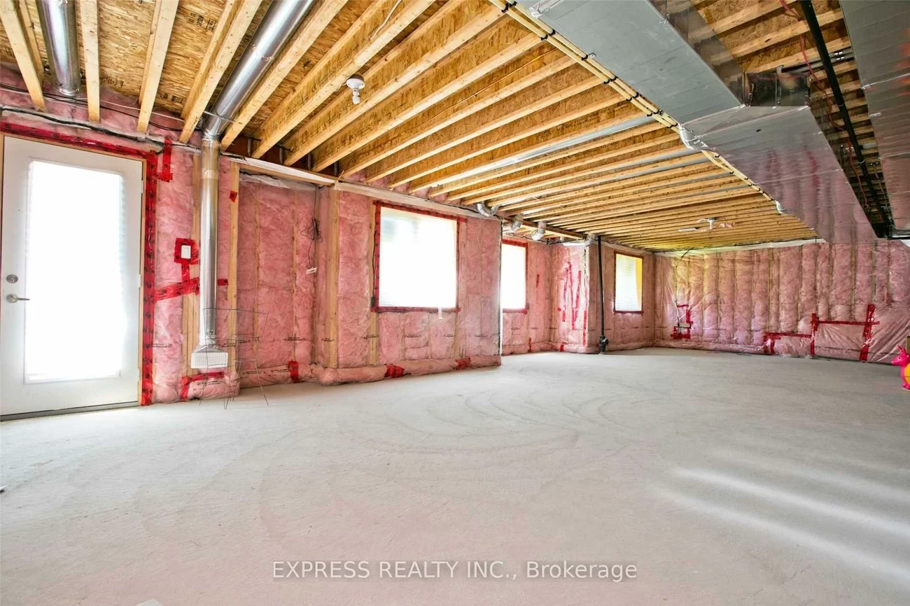 37, Blazing Star, Queensville, East Gwillimbury