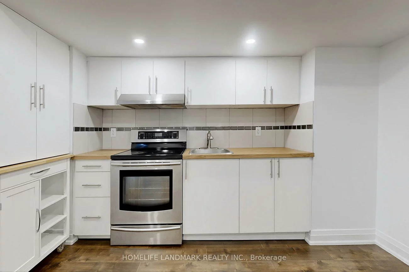 1661, Mount Albert, Sharon, East Gwillimbury