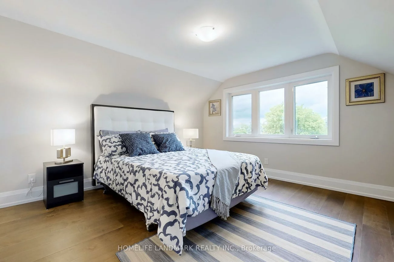 1661, Mount Albert, Sharon, East Gwillimbury