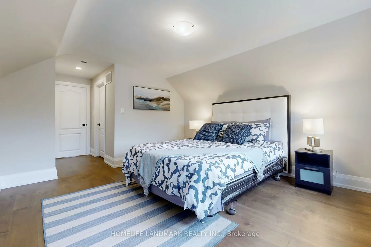 1661, Mount Albert, Sharon, East Gwillimbury