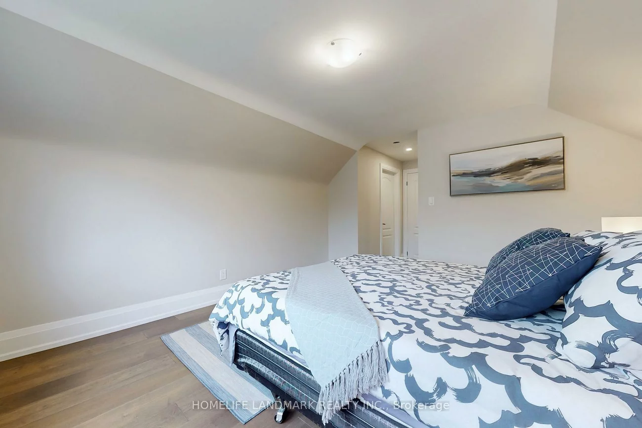 1661, Mount Albert, Sharon, East Gwillimbury