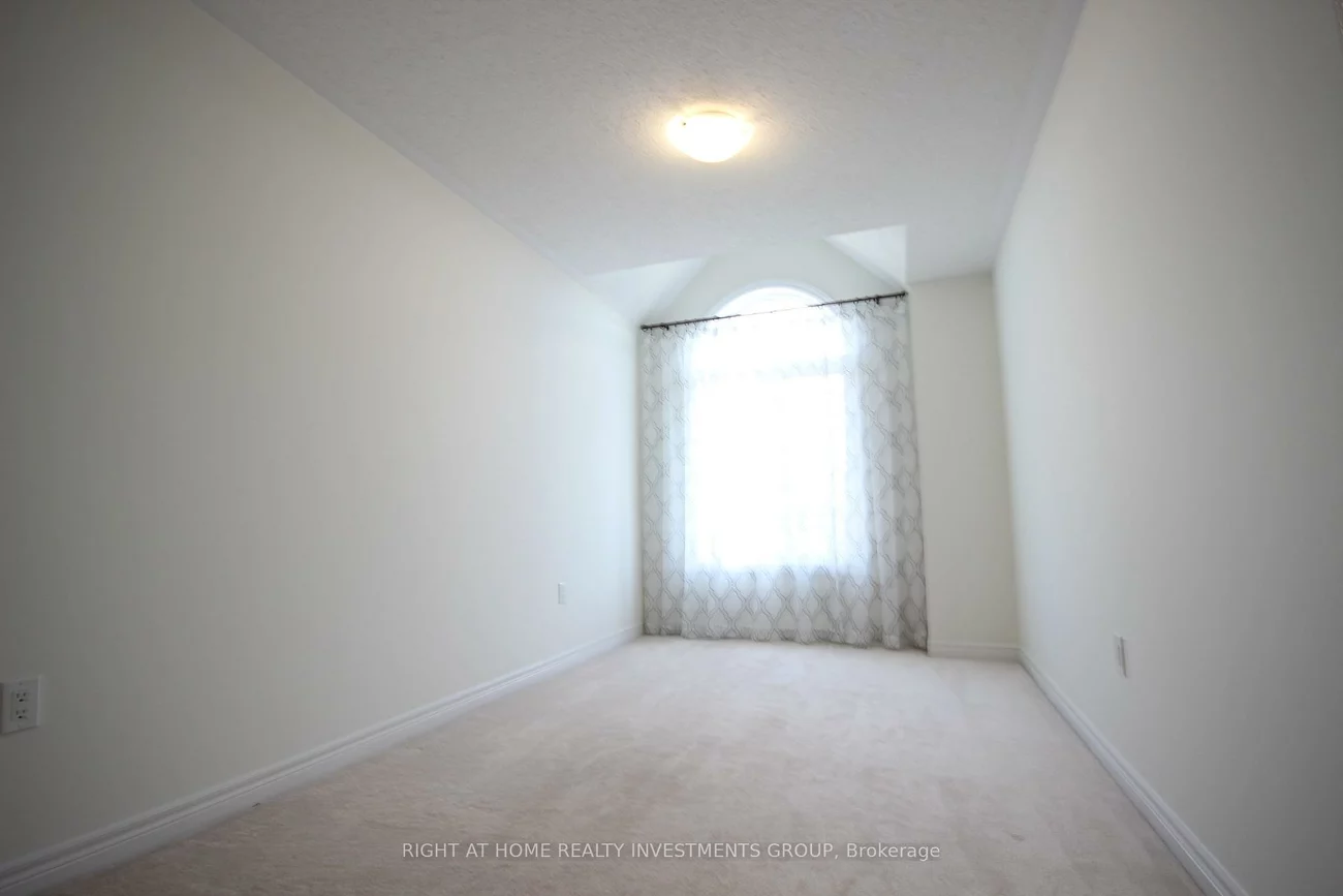 74, Beechborough, Sharon, East Gwillimbury