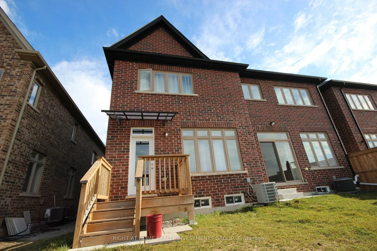 74, Beechborough, Sharon, East Gwillimbury