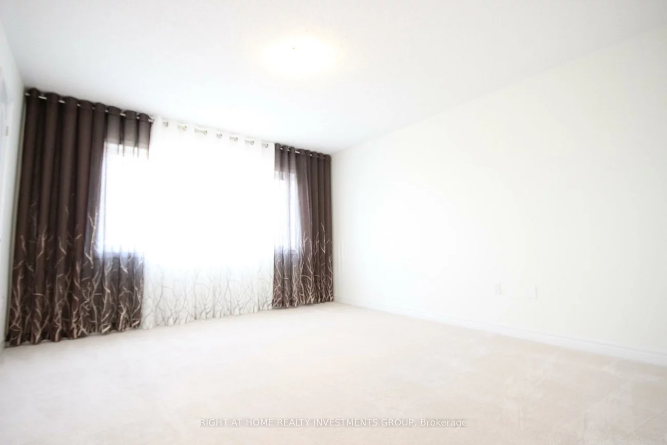 74, Beechborough, Sharon, East Gwillimbury
