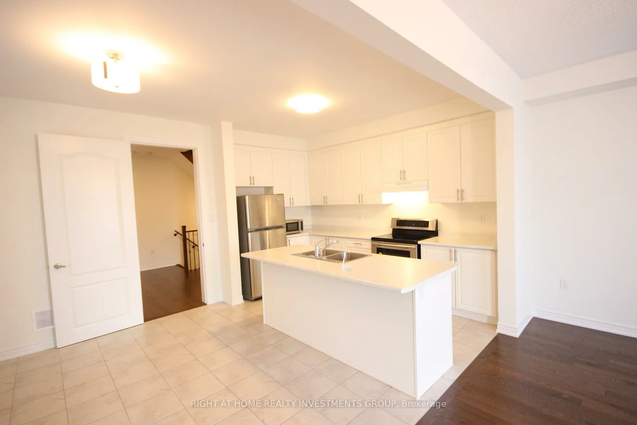 74, Beechborough, Sharon, East Gwillimbury
