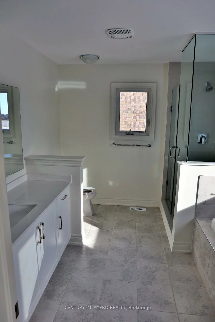 49, Pear Blossom, Holland Landing, East Gwillimbury