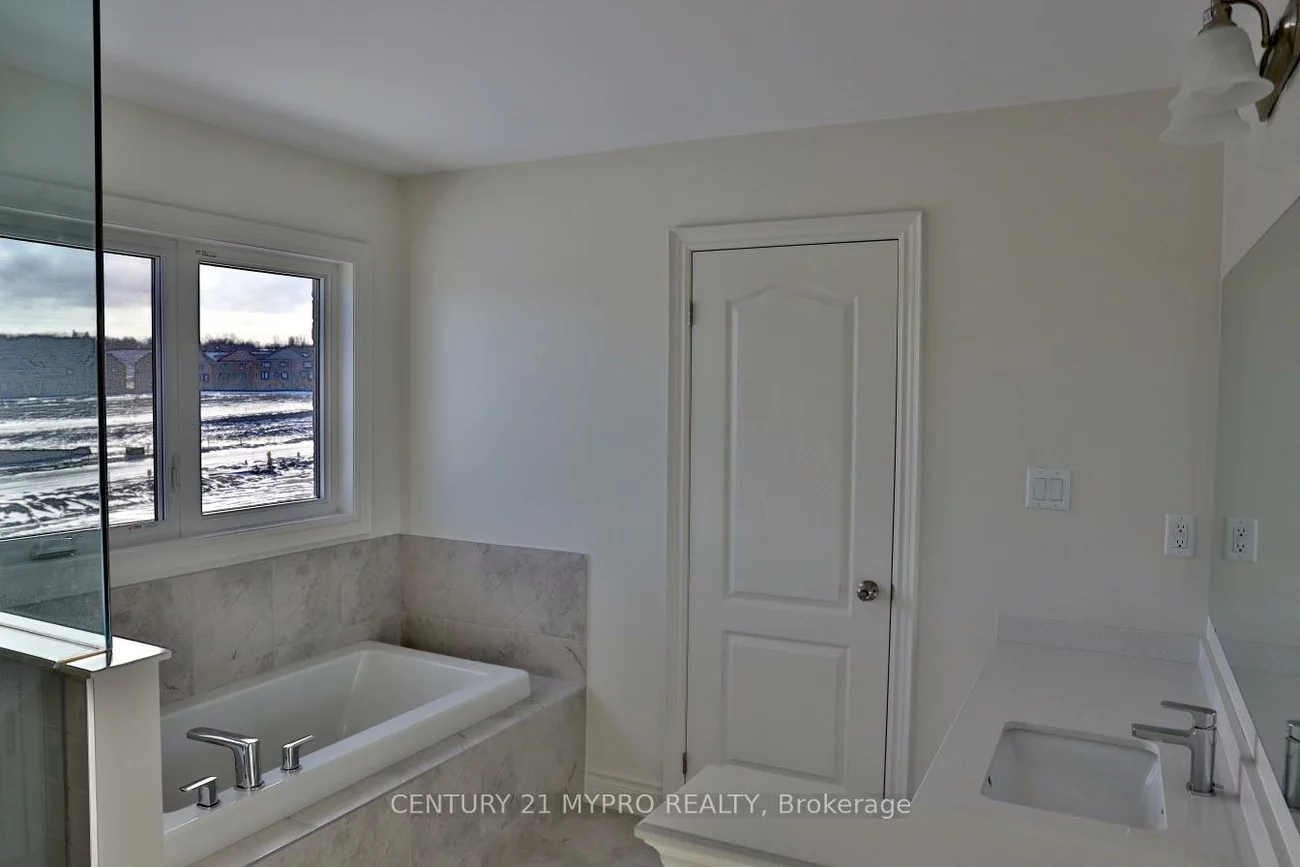 49, Pear Blossom, Holland Landing, East Gwillimbury