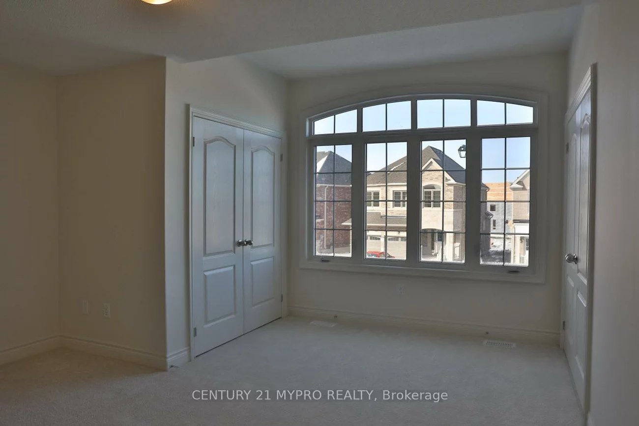 49, Pear Blossom, Holland Landing, East Gwillimbury
