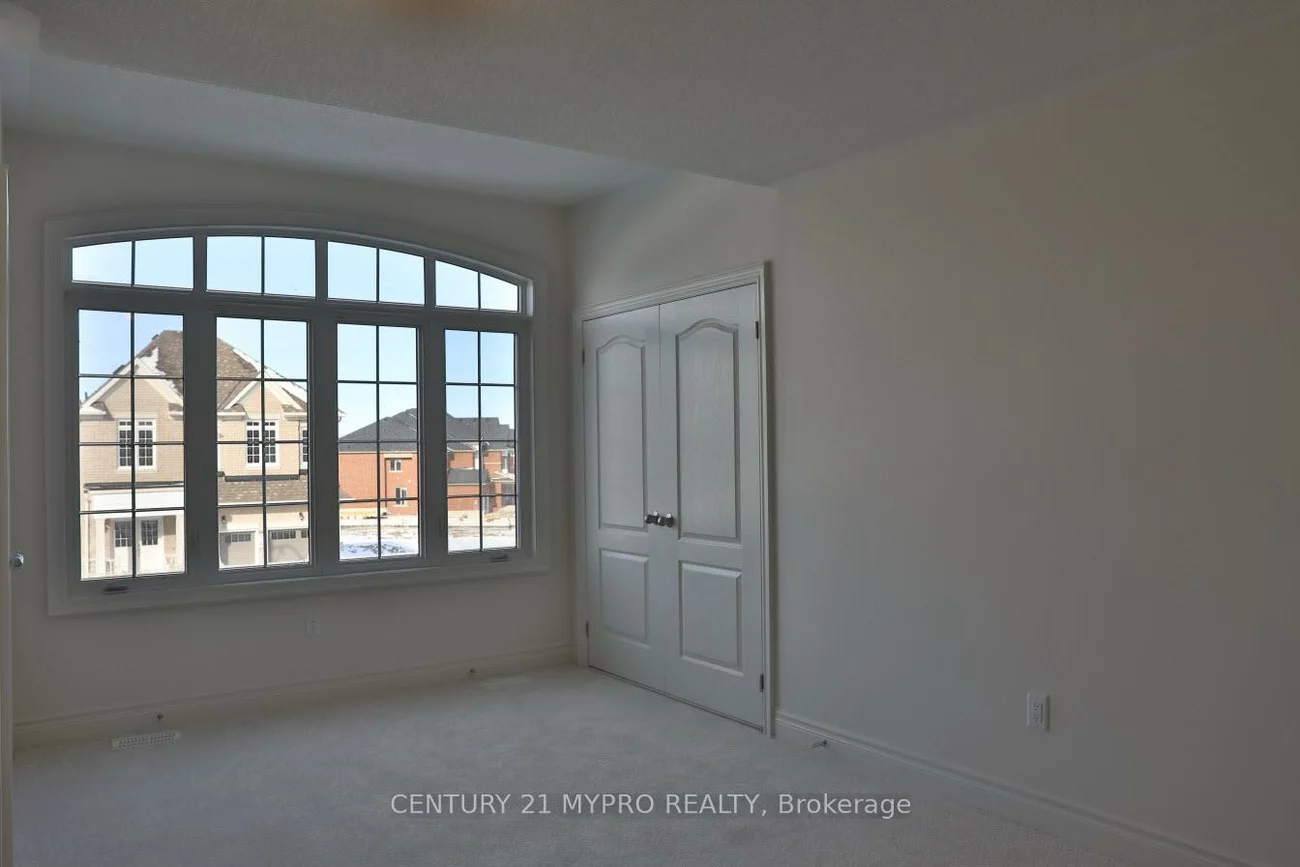 49, Pear Blossom, Holland Landing, East Gwillimbury