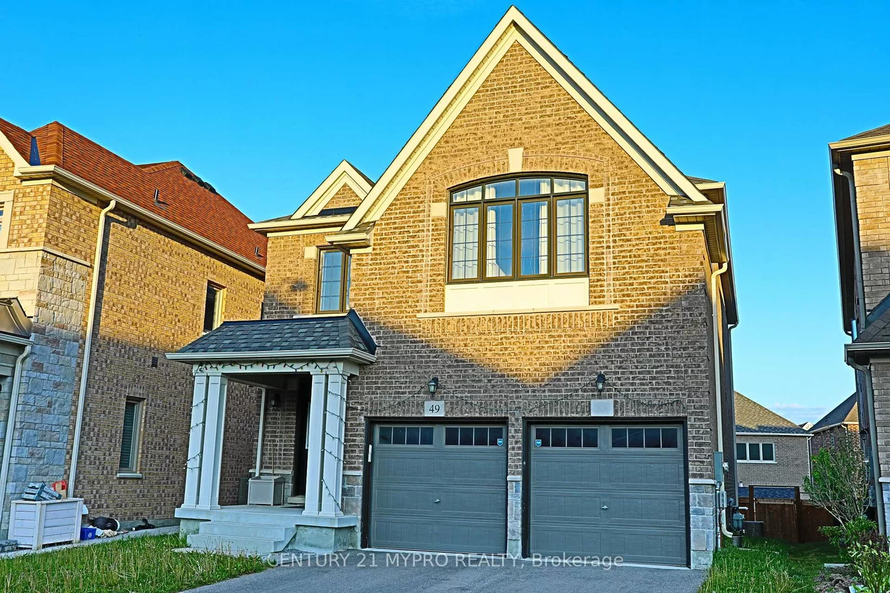 49, Pear Blossom, Holland Landing, East Gwillimbury