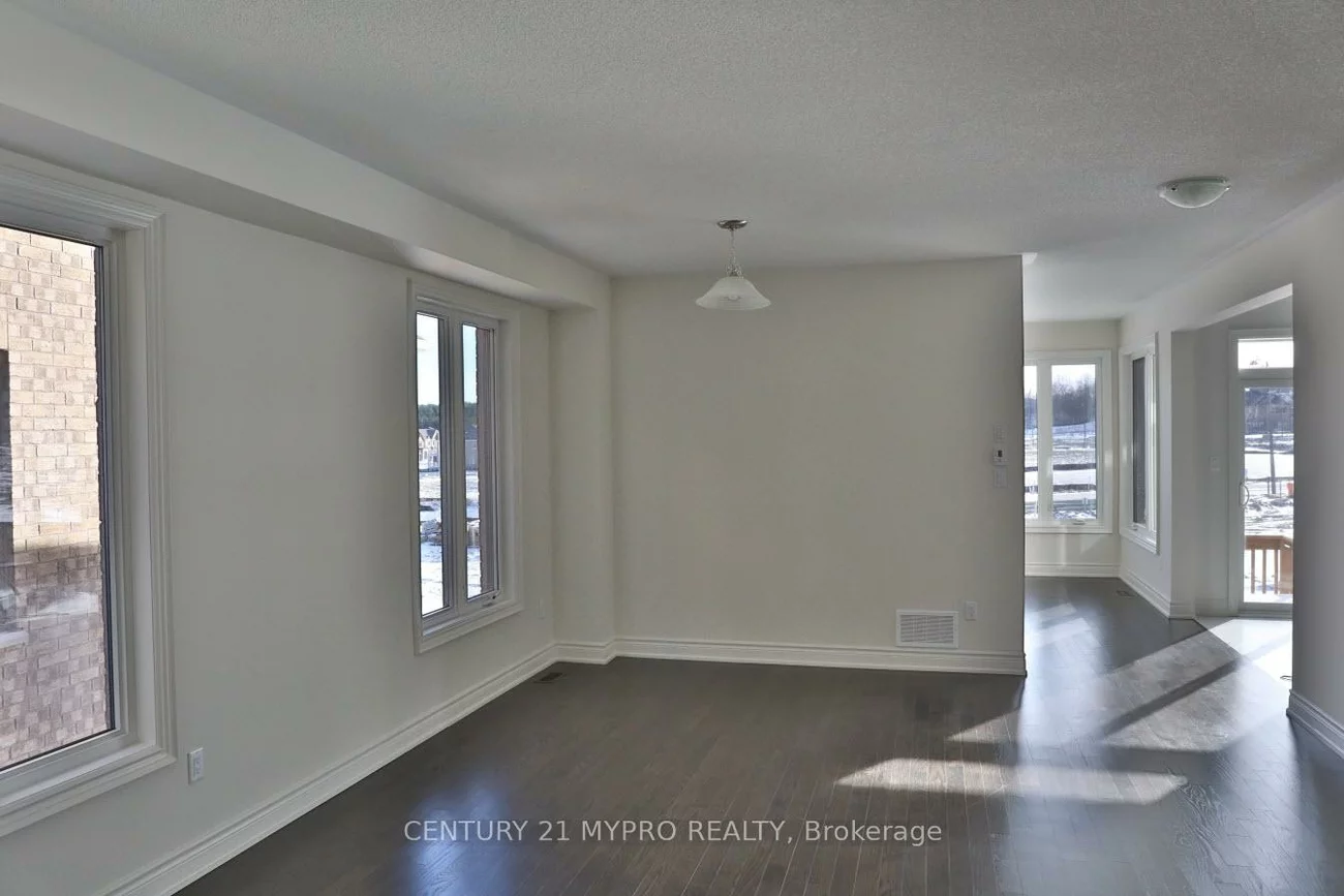 49, Pear Blossom, Holland Landing, East Gwillimbury