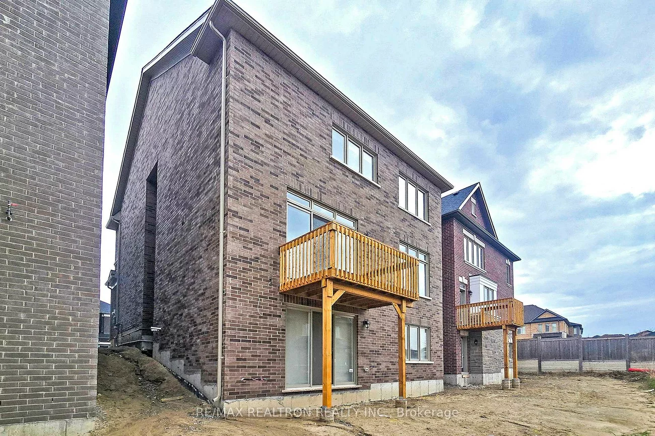 126, Angus Morton, Queensville, East Gwillimbury