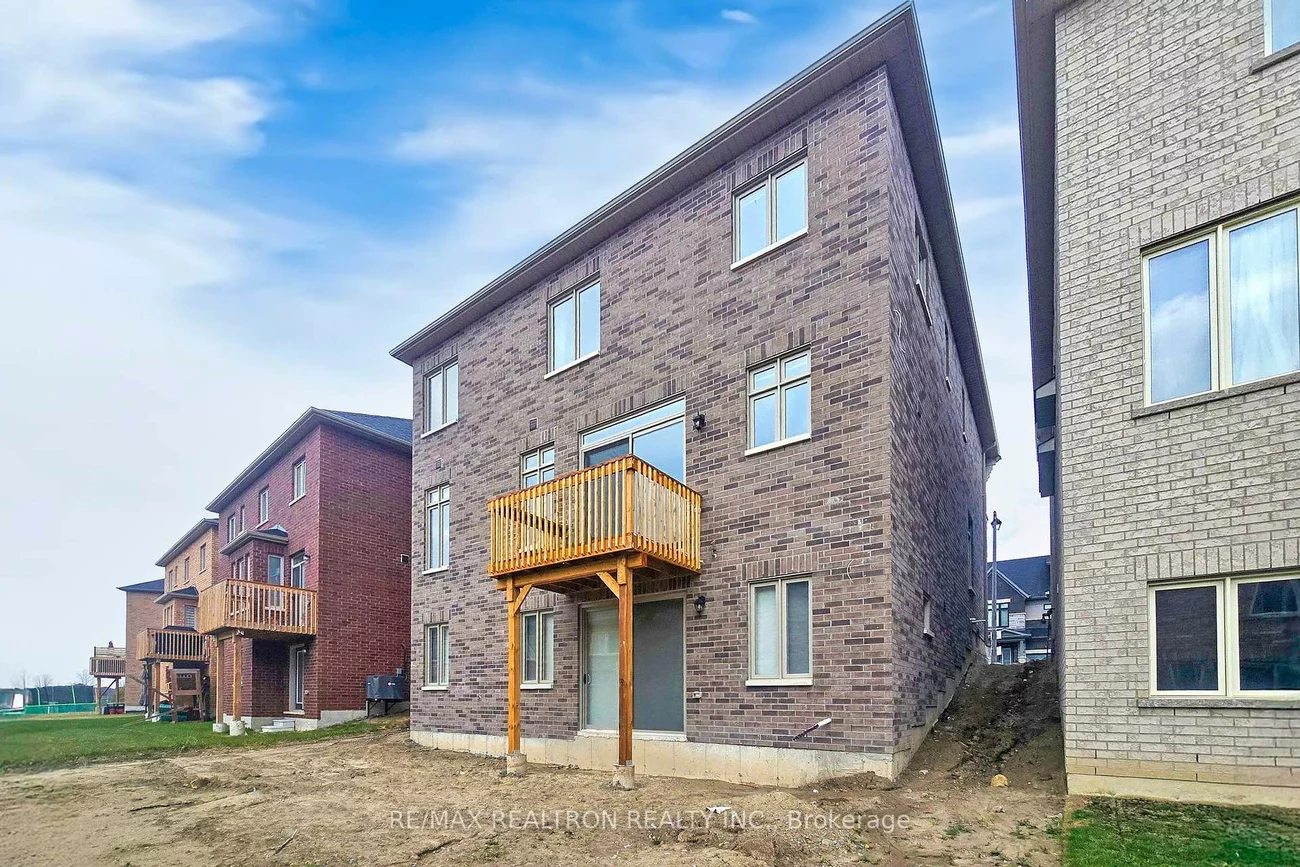 126, Angus Morton, Queensville, East Gwillimbury