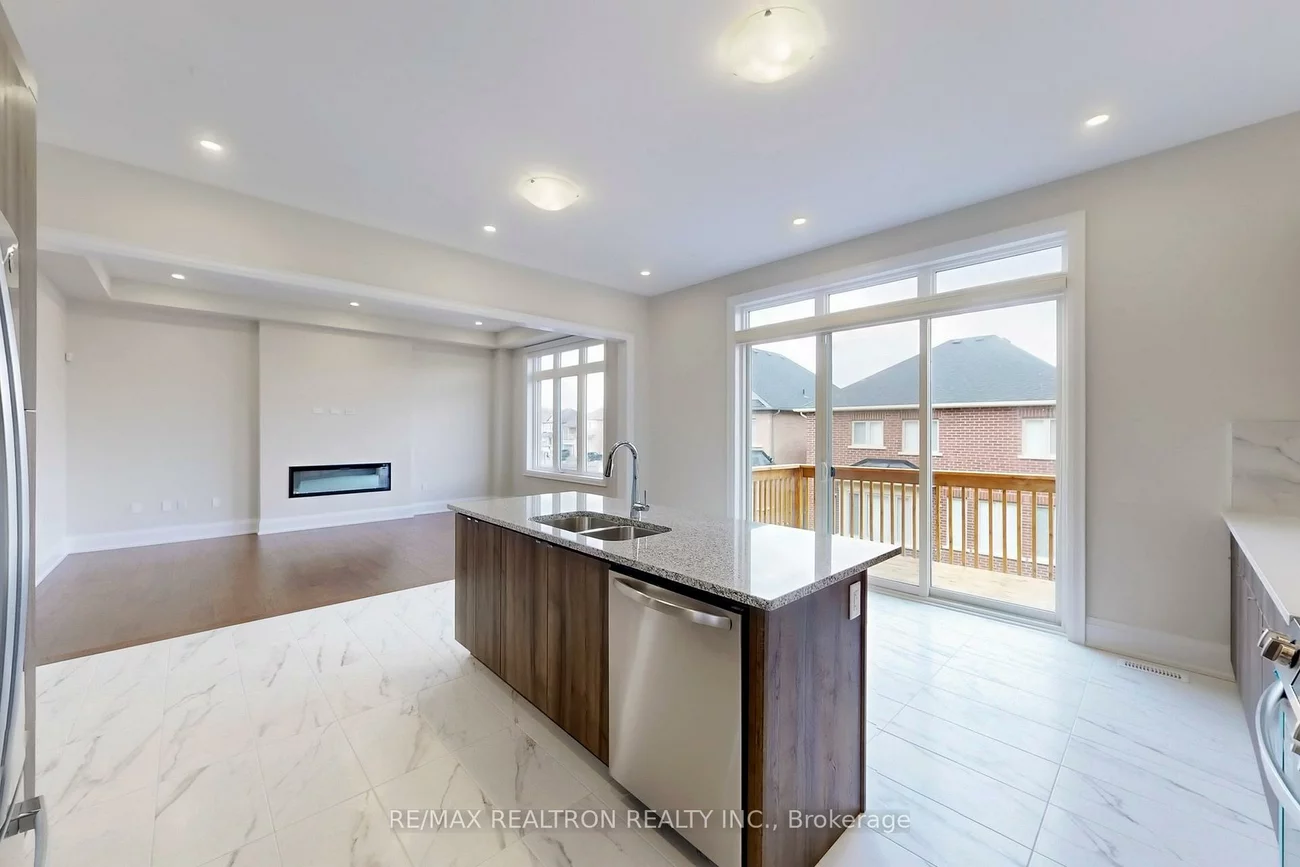 126, Angus Morton, Queensville, East Gwillimbury