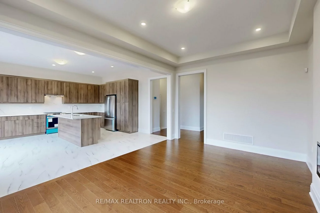 126, Angus Morton, Queensville, East Gwillimbury
