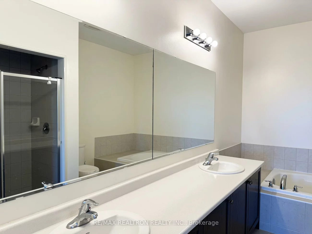 32, Dr Pearson, Sharon, East Gwillimbury