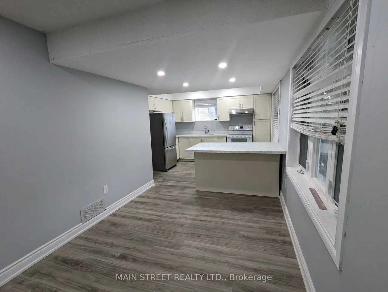 214, Stegman, Holland Landing, East Gwillimbury