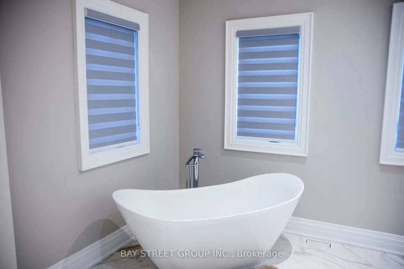 22, Deer Pass, Sharon, East Gwillimbury