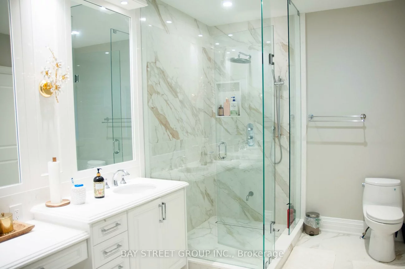 22, Deer Pass, Sharon, East Gwillimbury