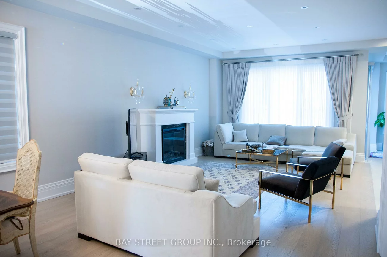 22, Deer Pass, Sharon, East Gwillimbury