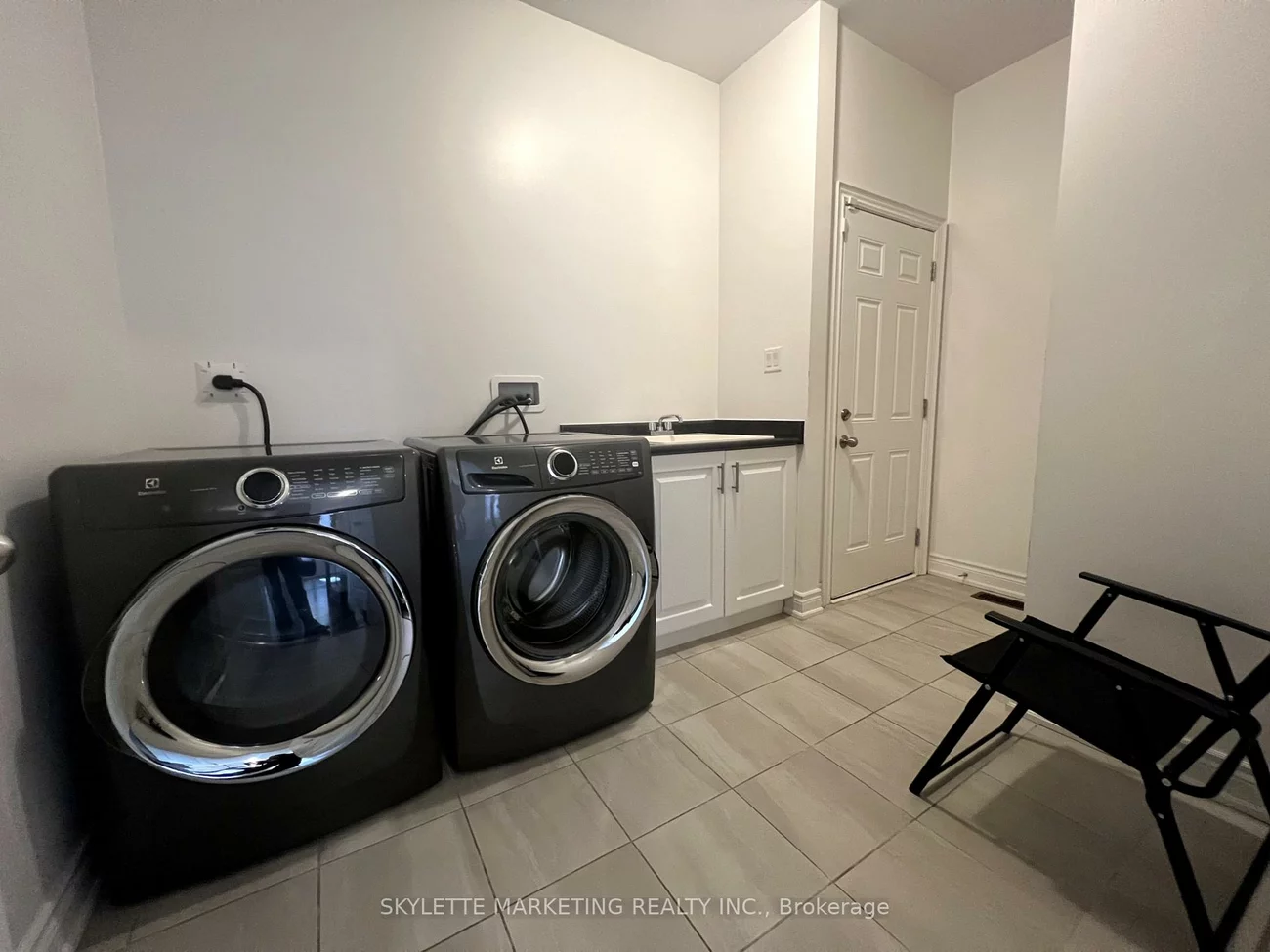 5, Beebalm, Holland Landing, East Gwillimbury