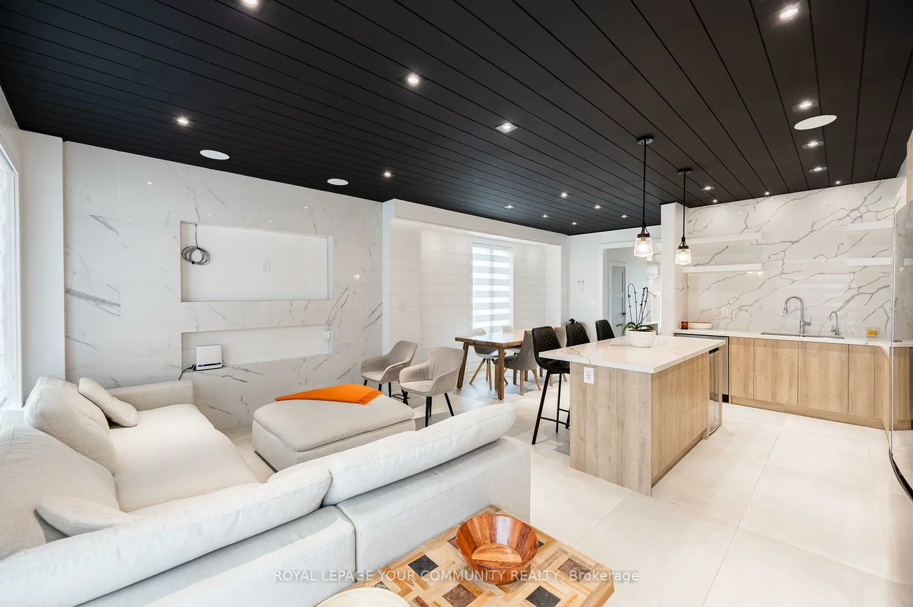 54, Frederick Taylor, Mt Albert, East Gwillimbury