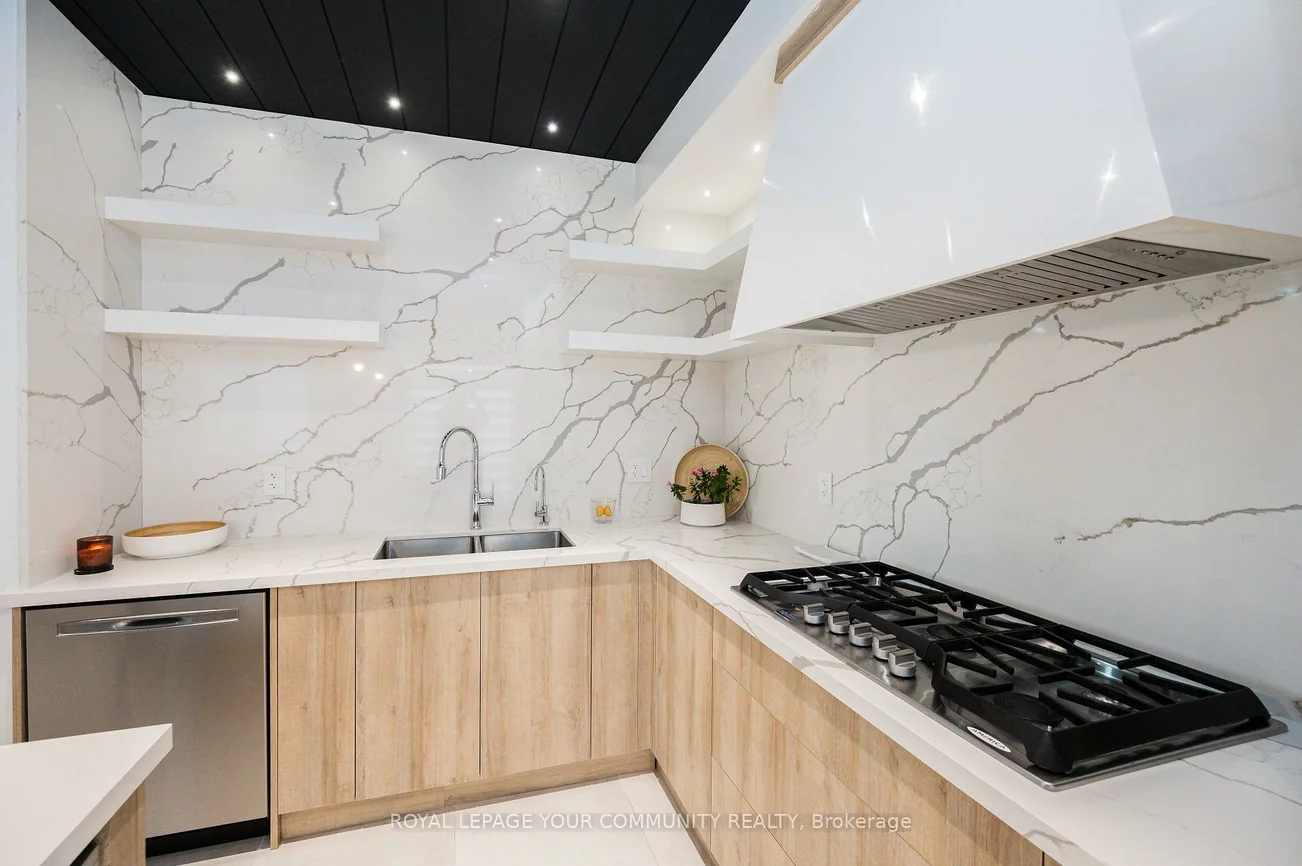 54, Frederick Taylor, Mt Albert, East Gwillimbury