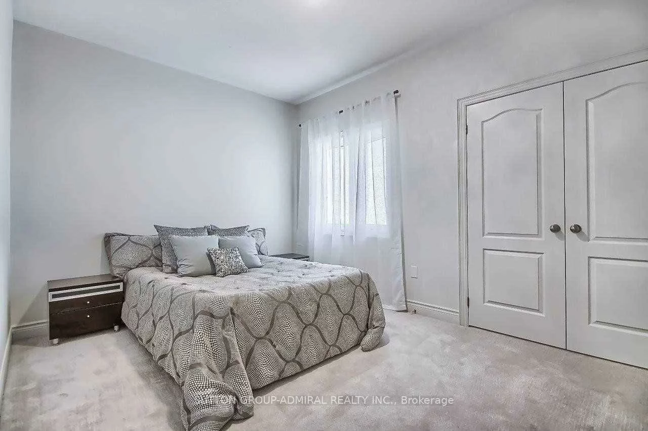 14, Yarrow, Holland Landing, East Gwillimbury