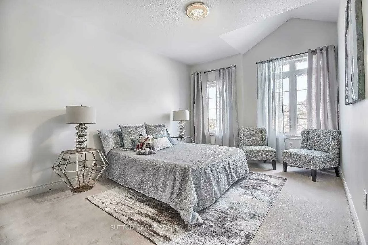 14, Yarrow, Holland Landing, East Gwillimbury