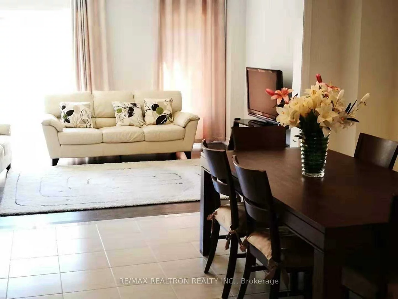 56, Falconridge, Sharon, East Gwillimbury
