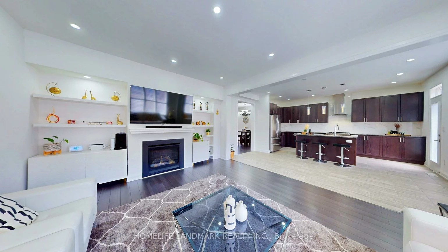 51, Crimson King, Holland Landing, East Gwillimbury
