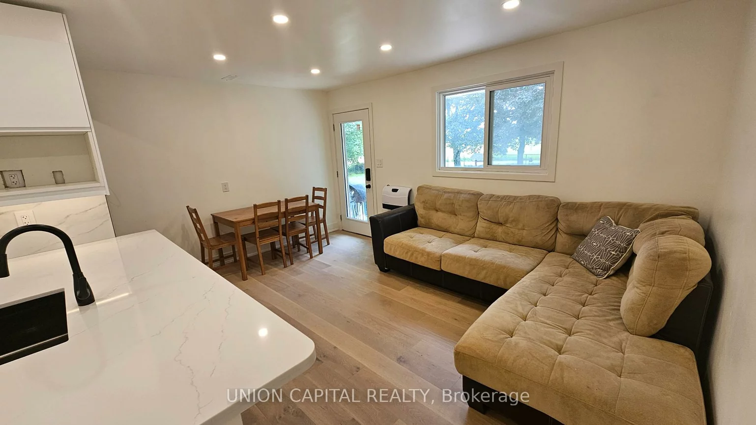2343, Mount Albert, Rural East Gwillimbury, East Gwillimbury
