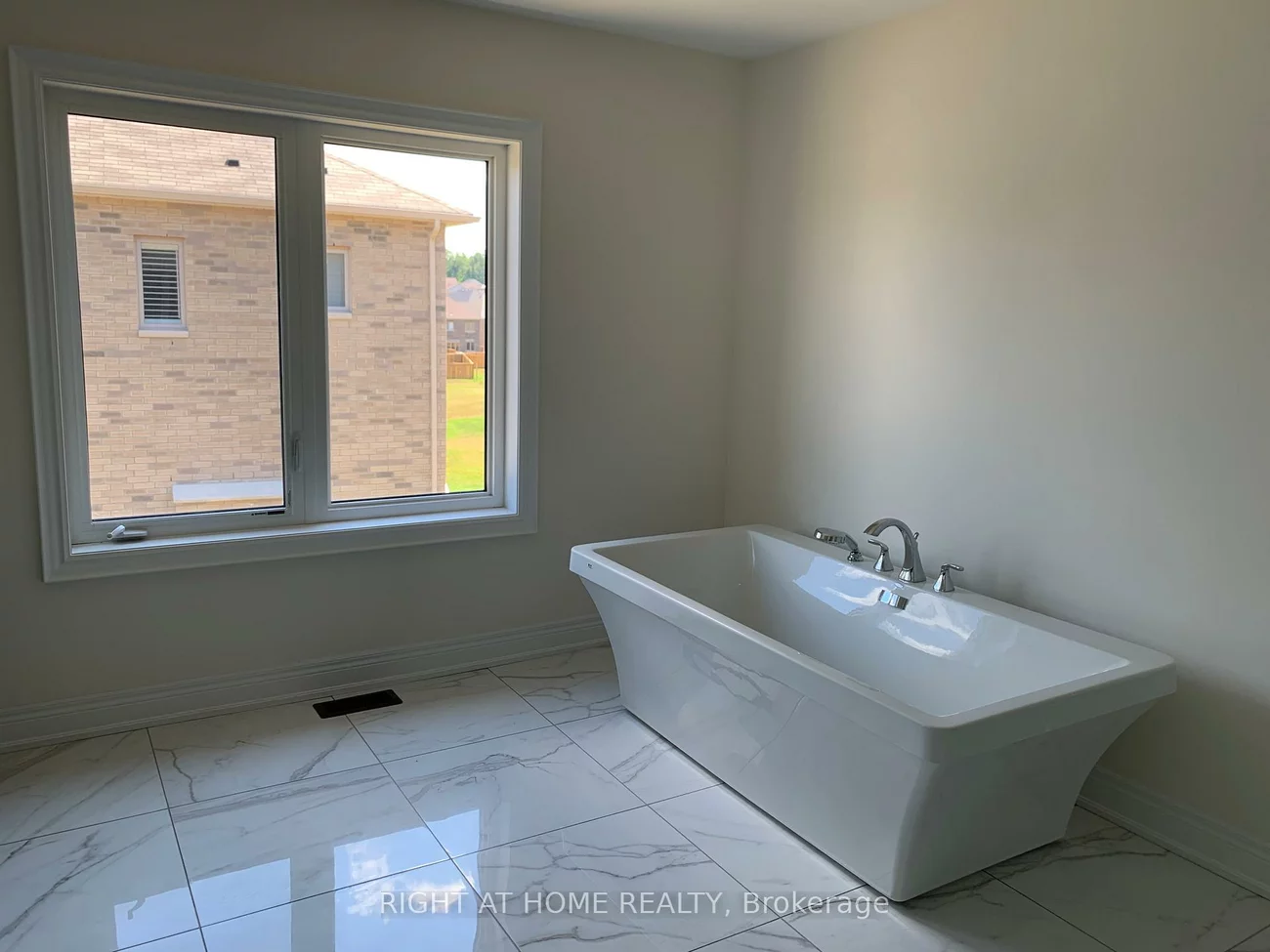 35, Prunella, Holland Landing, East Gwillimbury