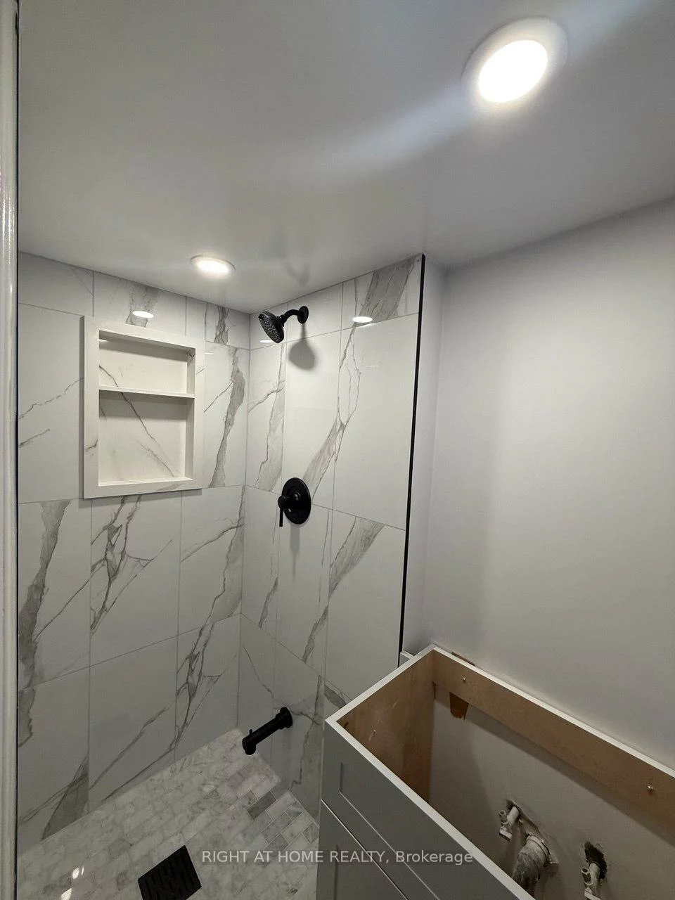 313, Christopher, Holland Landing, East Gwillimbury