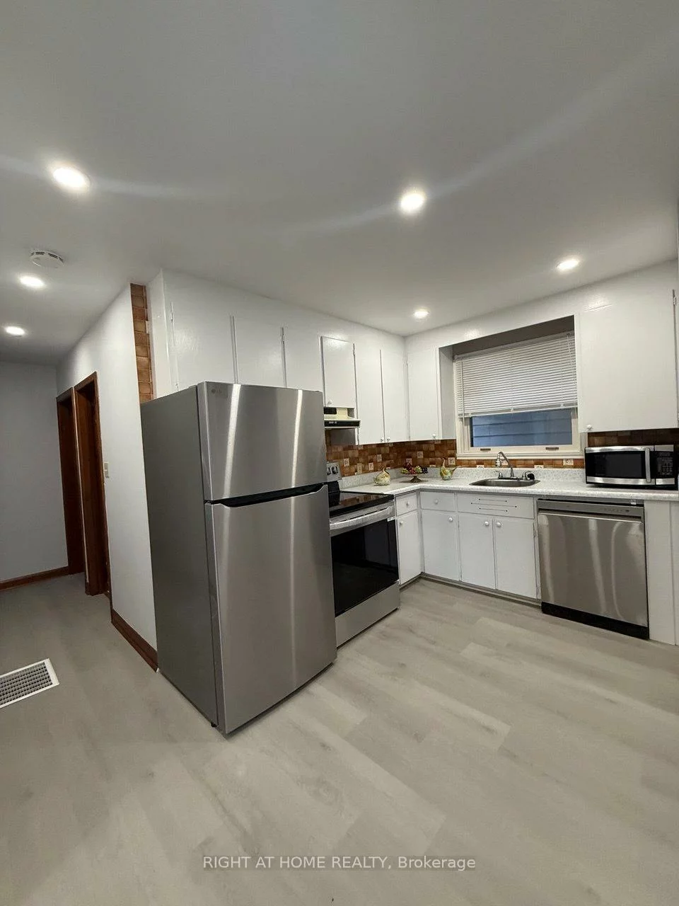 313, Christopher, Holland Landing, East Gwillimbury