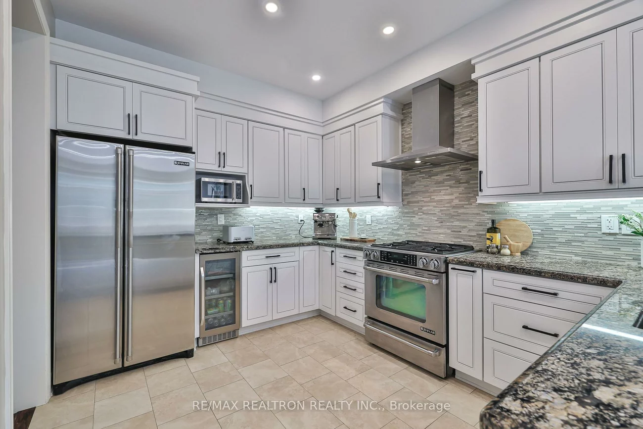 33, Applegate, Sharon, East Gwillimbury