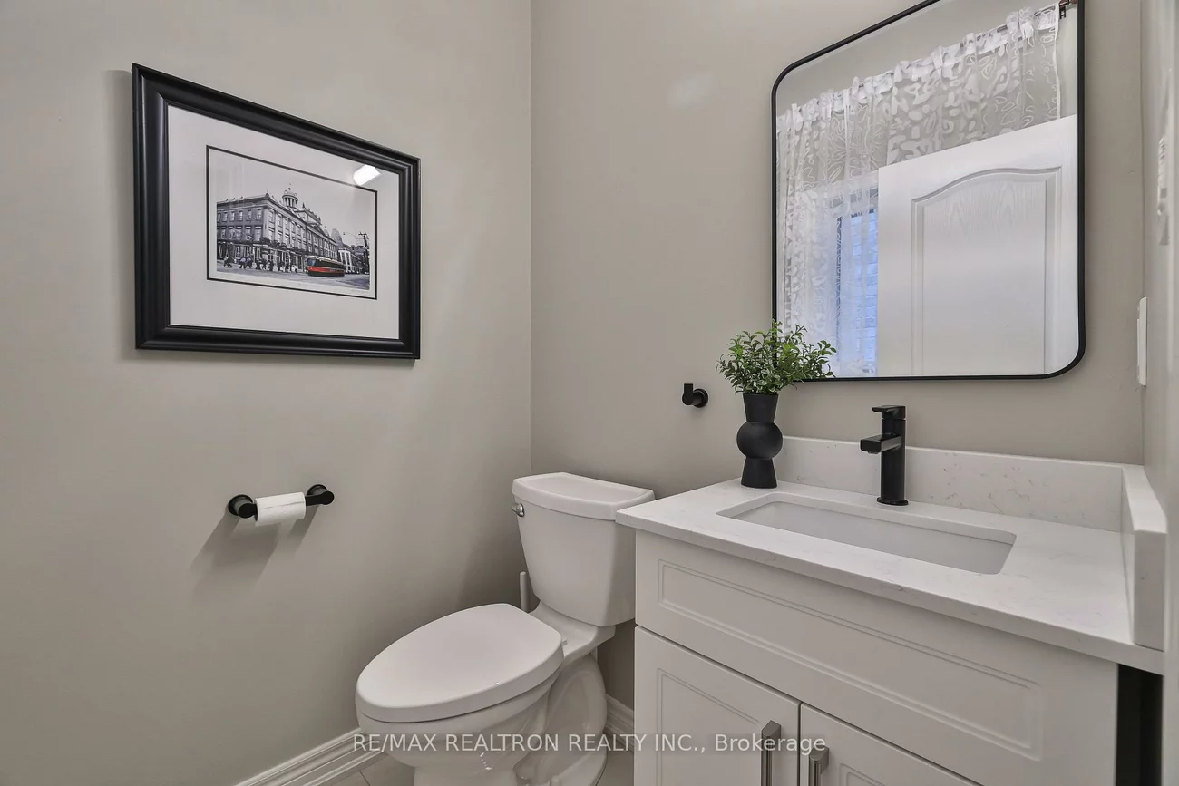 33, Applegate, Sharon, East Gwillimbury