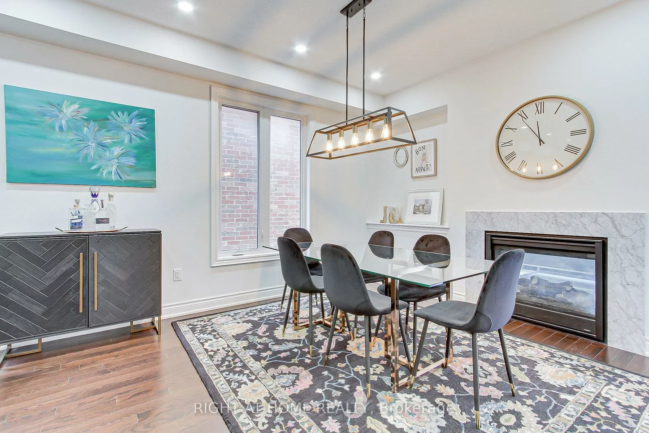 29, Pear Blossom, Holland Landing, East Gwillimbury