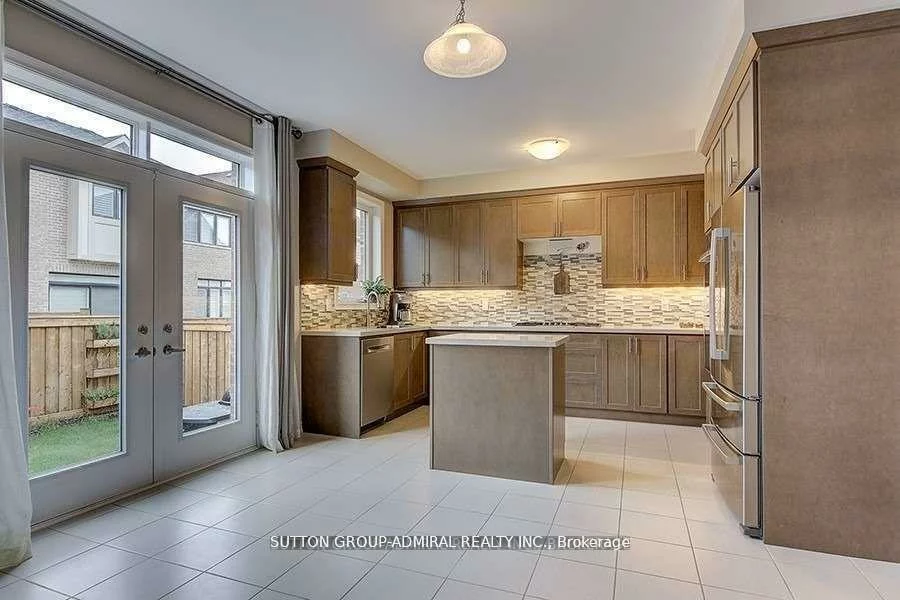 103, Leaden Hall, Queensville, East Gwillimbury