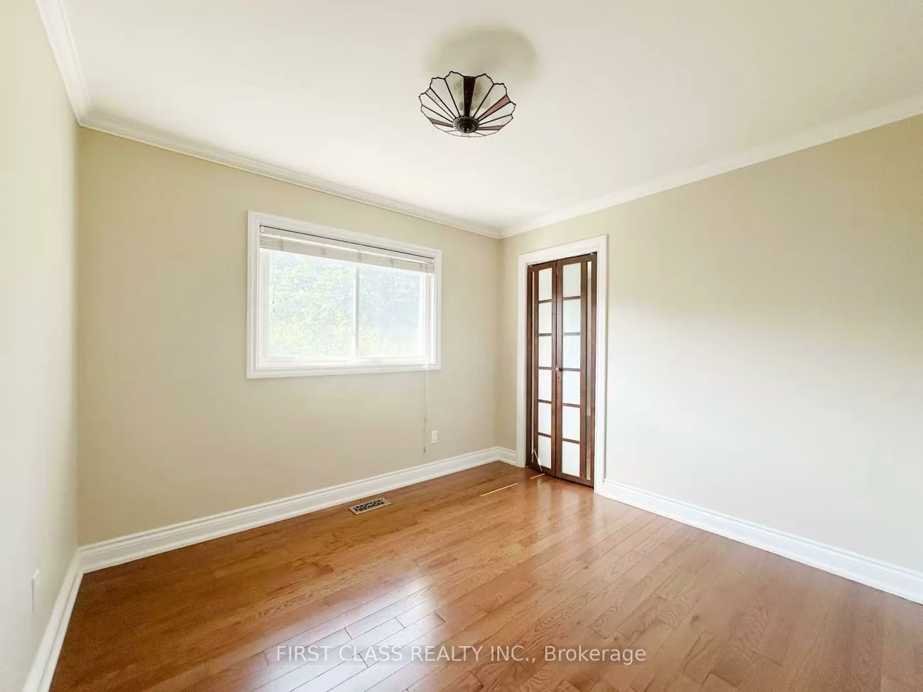 3, Veronica, Sharon, East Gwillimbury