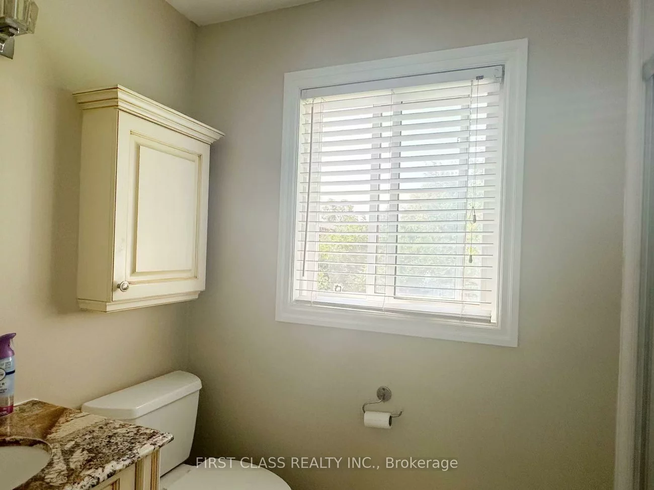 3, Veronica, Sharon, East Gwillimbury