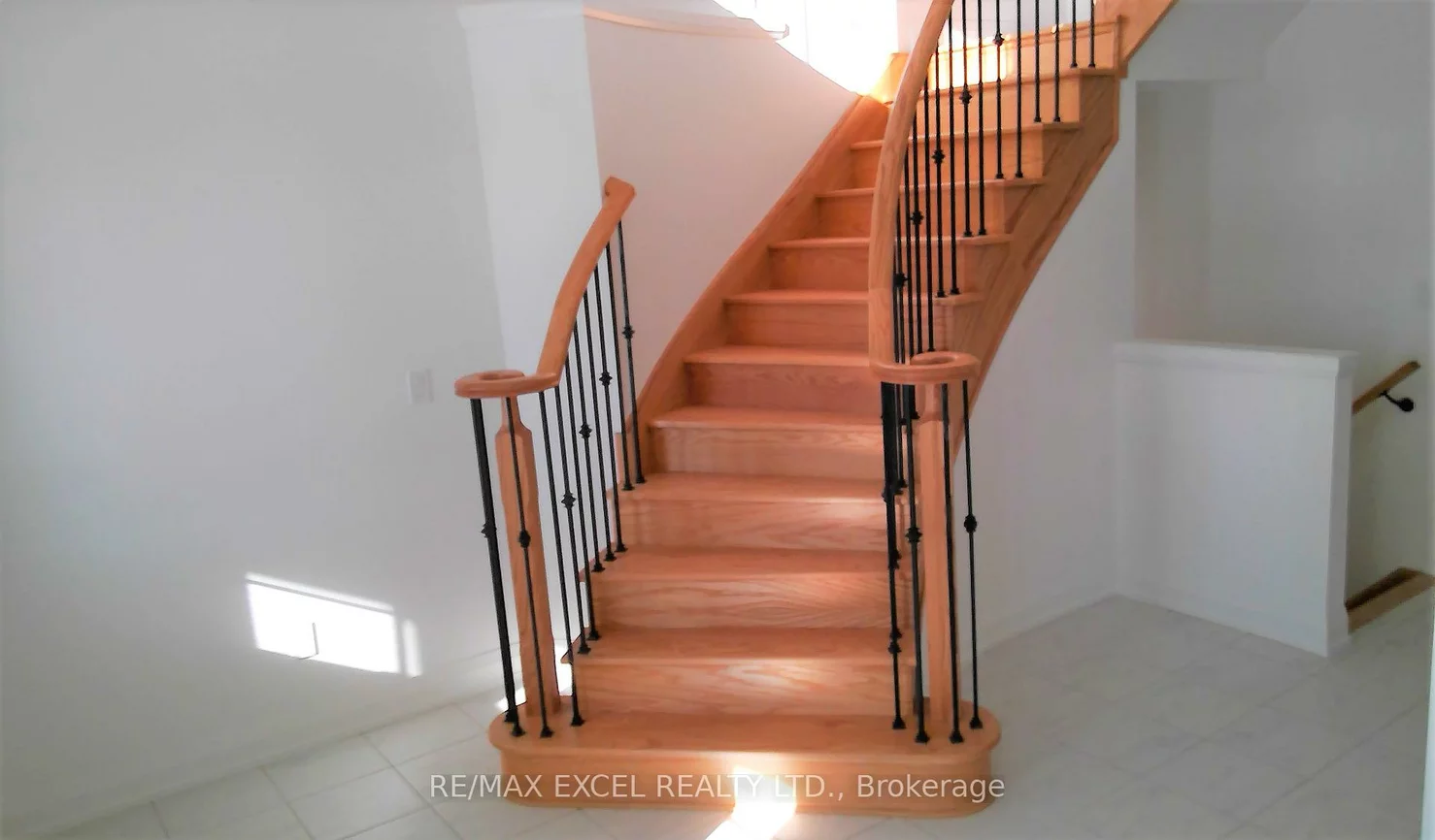93, Dog Wood, Holland Landing, East Gwillimbury